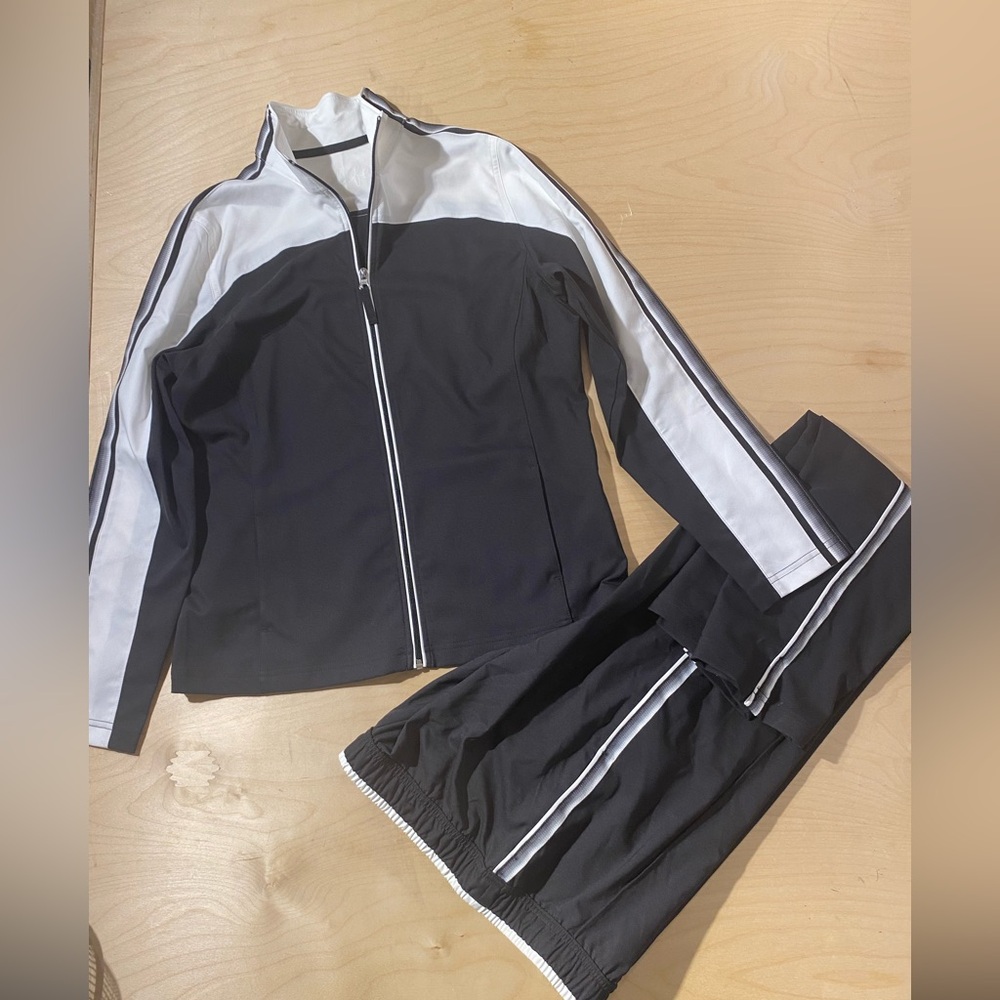 Made for Life Monochrome Activewear Set Top Medium Bottom PM (QT) - Picture 2 of 12